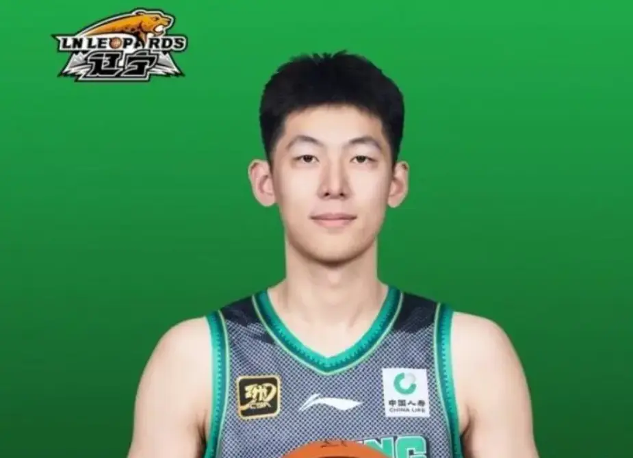 签下了大外, 也是让辽宁, 球队四连冠