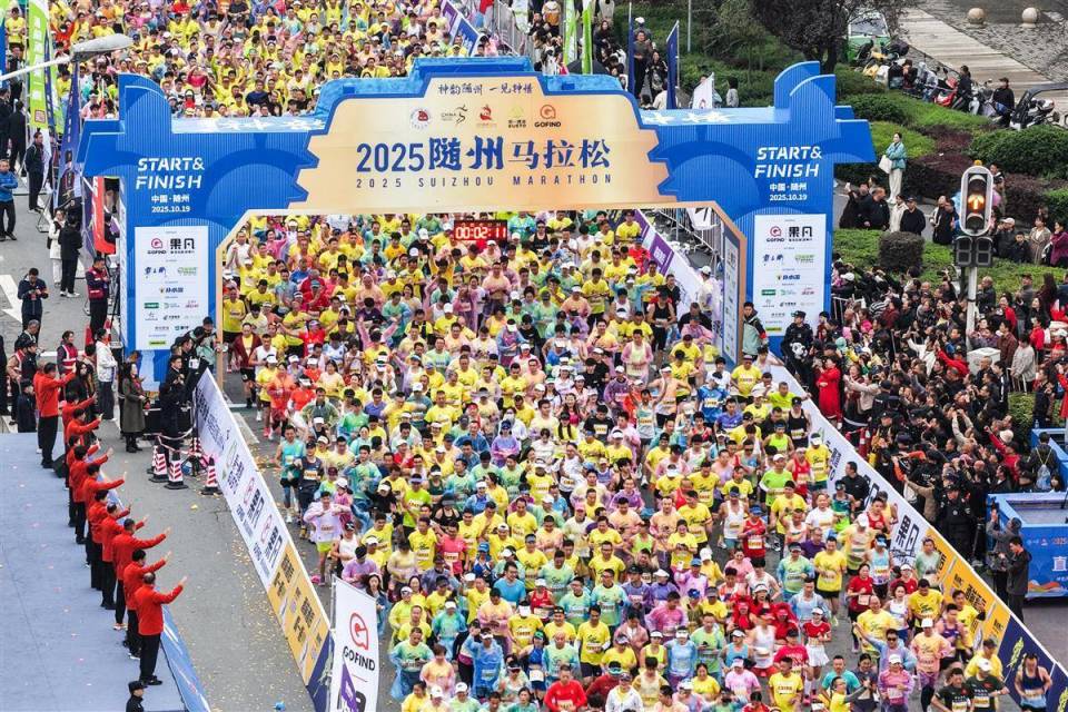 感到十分荣, om, 一来就参观